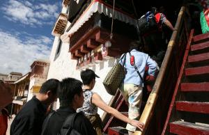 trip in potala palace lhasa